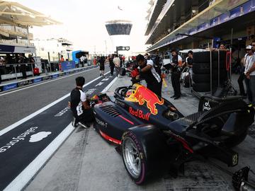 Навръх Никулден: Великолепен Никола Цолов се качи на подиума в Абу Даби