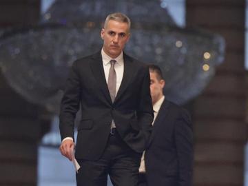 Гюров успокои: Няма прекъснати доставки на горива, рафинерията в Бургас има достатъчно нефт