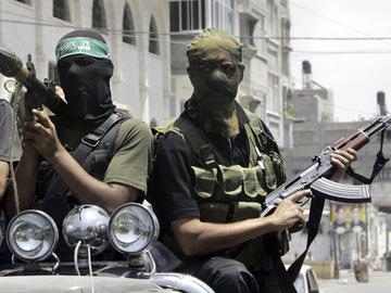 Хамас иска прекратяване на огъня, докато Хизбула засипа Израел със стотици ракети