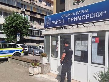 Обиск и арести заради "Баба Алино", задържаха 7 служители на район "Приморски"