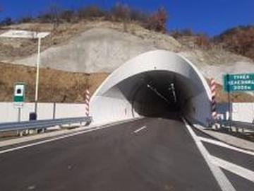 Пускат движението през „Железница“ - най-дългият пътен тунел, изграждан досега у нас