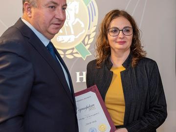 Благодарност за Теодора Славова от "Теси"