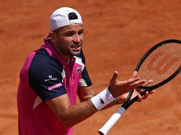 Заради контузиите: Орязаха наполовина годишния бонус на Гришо