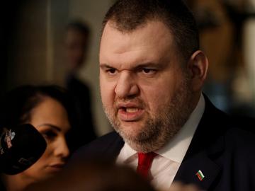Пеевски: Няма никакво основание министър Даниел Митов да подава оставка