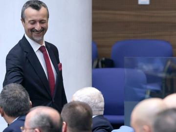 Шефът на Здравната каса е отнел всички правомощия на заместника си