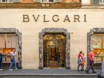 Задигнаха бижута за половин милион евро при зрелищен обир на магазин "Булгари" в Рим