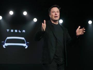 Мъск се връща към работата си в X и Tesla: "Трябва да съм супер фокусиран, имаме критични технологии"
