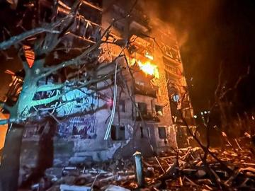 Младо момиче загина, десетки са ранени при руска ракетна атака в Харковска област