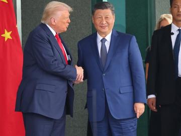 Доналд Тръмп и Си Цзинпин разговаряха 1 час и 40 минути, не казаха за какво