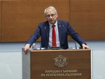 Денков: Не сме обсъждали министри с Гюров, Рашков единствен в МВР спря купения вот