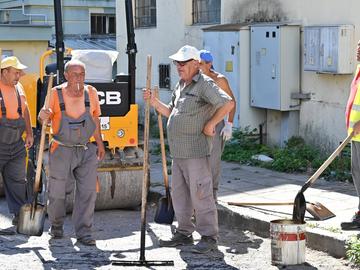 Днес се кърпят участъци около Хирургическия блок на МБАЛ