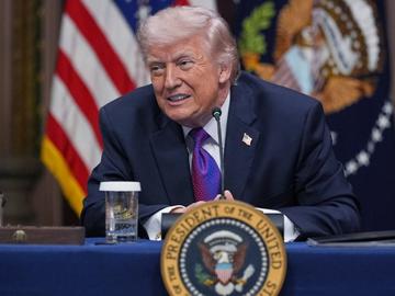 Обвинения срещу Тръмп в сексуално посегателство в нови документи от досиетата "Епстийн"