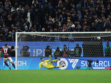 Дузпи торпилириха Интер, Болоня е на финал за Суперкупата