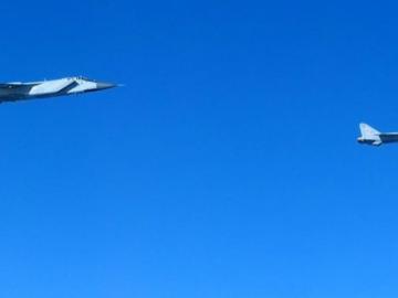 НАТО вдигна унгарски "Грипен"-и от Литва заради руски изтребители край Латвия