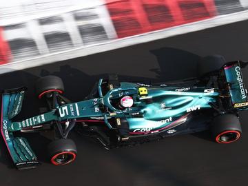 Изтръпнали ръце и паднали огледала. Какъв точно е проблемът на "Астън Мартин"