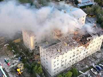 Зеленски пристигна във Вашингтон на фона на руска атака над Харков
