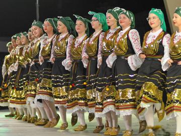 Носии, ушити от екипа на DENZA