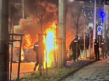 Сблъсъци пред централата на ДПС