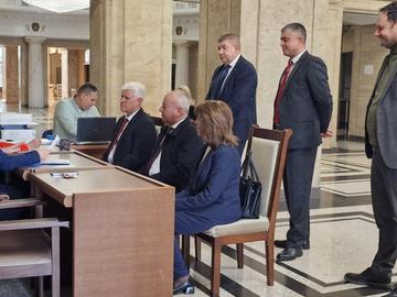 Радев отива на избори с коалиция "Прогресивна България"