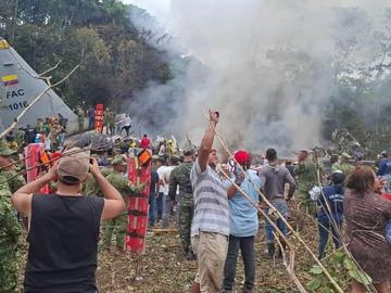 66 са загиналите военни, след като самолет на колумбийските ВВС се разби в Амазония