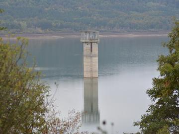 „Тича“ достигна 50% от обема си