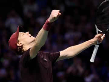 Синер прибави и титлата от парижкия Мастърс в колекцията си