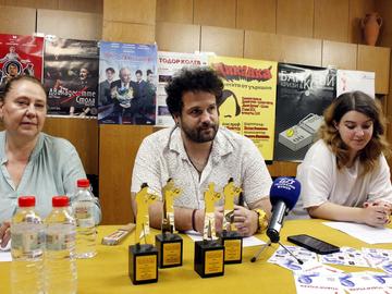 Обявиха наградите на комедийния театрален фестивал „Тодор Колев“