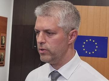 Коцев уволни дисциплинарно шефа на дирекцията за строителния контрол във Варна