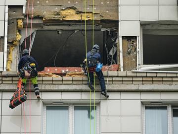 Най-малко трима души са загинали при масирана атака с дронове срещу Москва