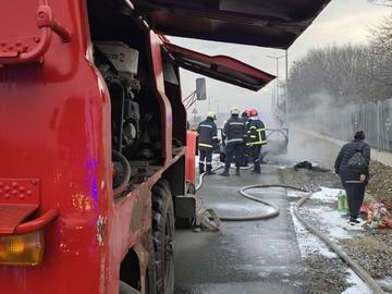Потушени са 102 пожара за последното денонощие в страната, пострадали са двама души