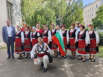 Фолклорна група „От извора“ от Шумен представи българските традиции в Австрия