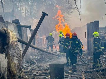 Масирана атака: Москва удари Одеса и причини щети на енергийна инфраструктура в 5 области