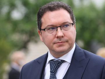 Даниел Митов предупреди за фишинг атака, използваща името му и логото на МВР