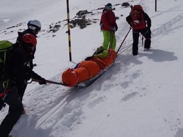 Втори ден опитват да евакуират с хеликоптер измръзнала жена от хижа в Рила