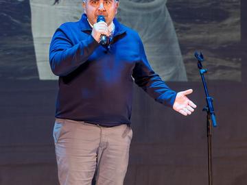 Снимка:  „Космосът и човекът“