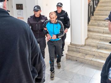 Осъдиха на 18,5 г. затвор мъж, убил майка си