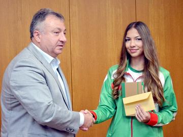 Световната шампионка Хелин Хасан.