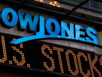 Паника на пазарите, индексът Dow Jones се срина