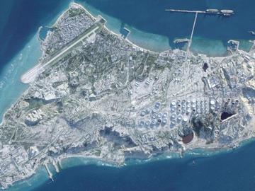 САЩ и Израел удариха петролното сърце на Иран: Пристанището на Харг е напълно унищожено