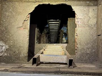 Испания откри мащабен подземен тунел за трафик на хашиш от Мароко