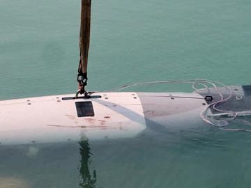Иран удари американска база и 10 кораба след потопени от САЩ 5 танкера