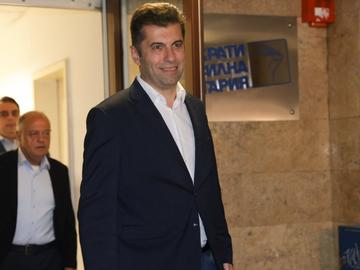 Кирил Петков: ГЕРБ се подведоха и избраха Киселова, тя ще спре избора на Сарафов