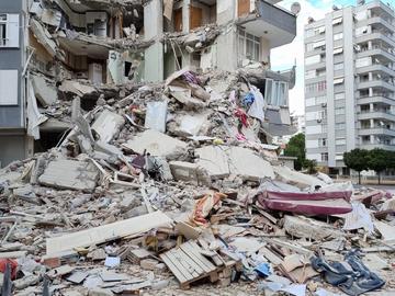 Първа присъда в Турция заради земетресението: Строителен предприемач ще лежи 18 г.