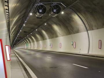 Ограничават за денонощие движението в тунел "Железница" на магистрала "Струма"