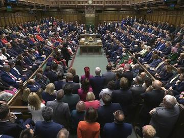 Новият британски парламент се събра за първи път