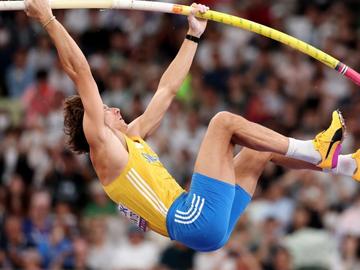 Летящият Дуплантис подобри за 15-и път световния рекорд в овчарския скок