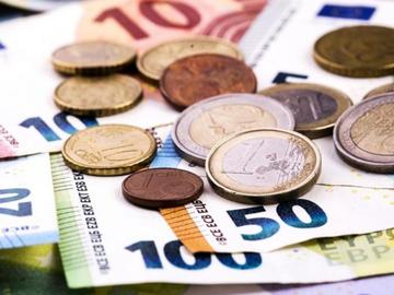 Декларираме в левове, плащаме в евро - данъчната кампания започна