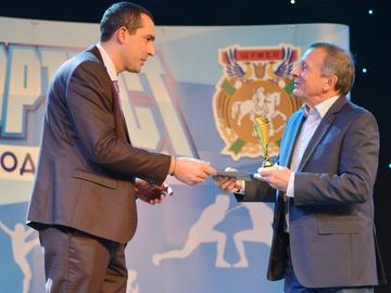 Наградата на Емел Мустафова получи треньорът й Кънчо Тодоров.