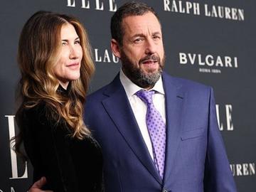 Адам Сандлър засрами съпругата си на нейната важна филмова премиера