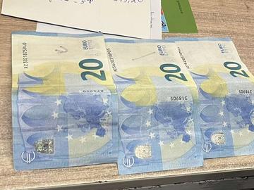 Намериха три фалшиви банкноти от по 20 евро в павилион в Шумен